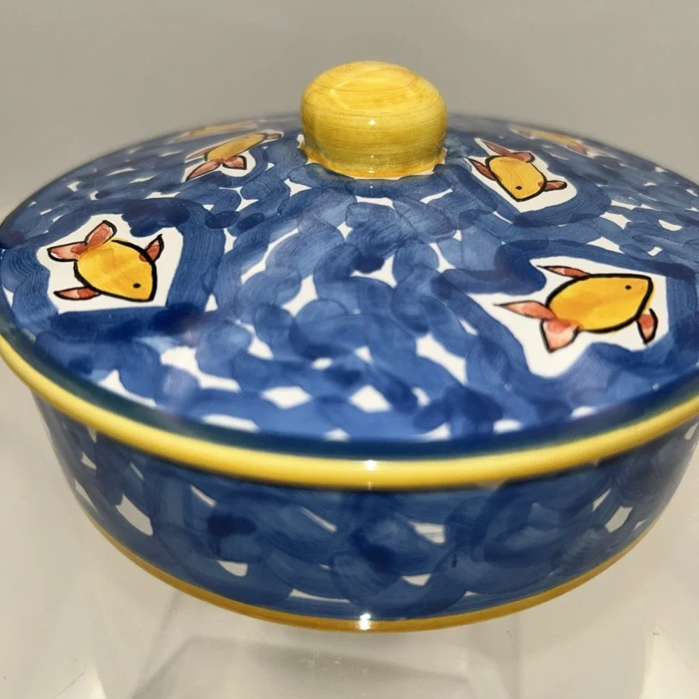 Rare Vintage Donacer Portugal Hand painted Swimming Fish Covered Dish  #456